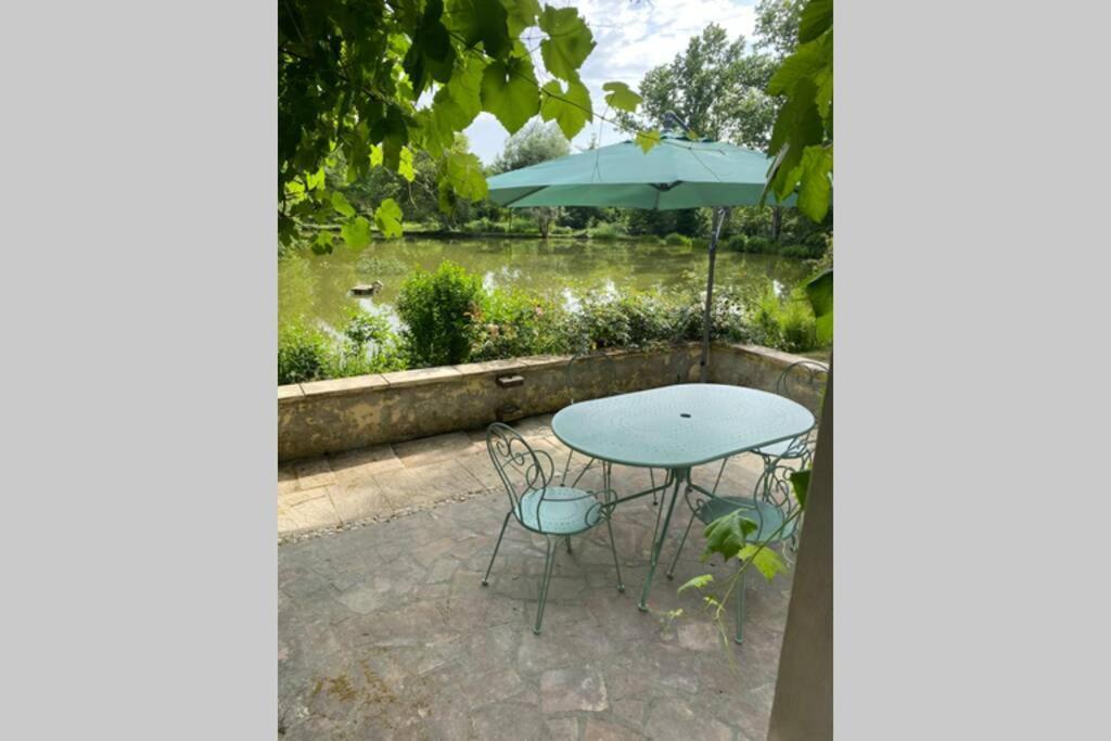 La Petite Maison au bord de l’étang Chirac  Exterior foto